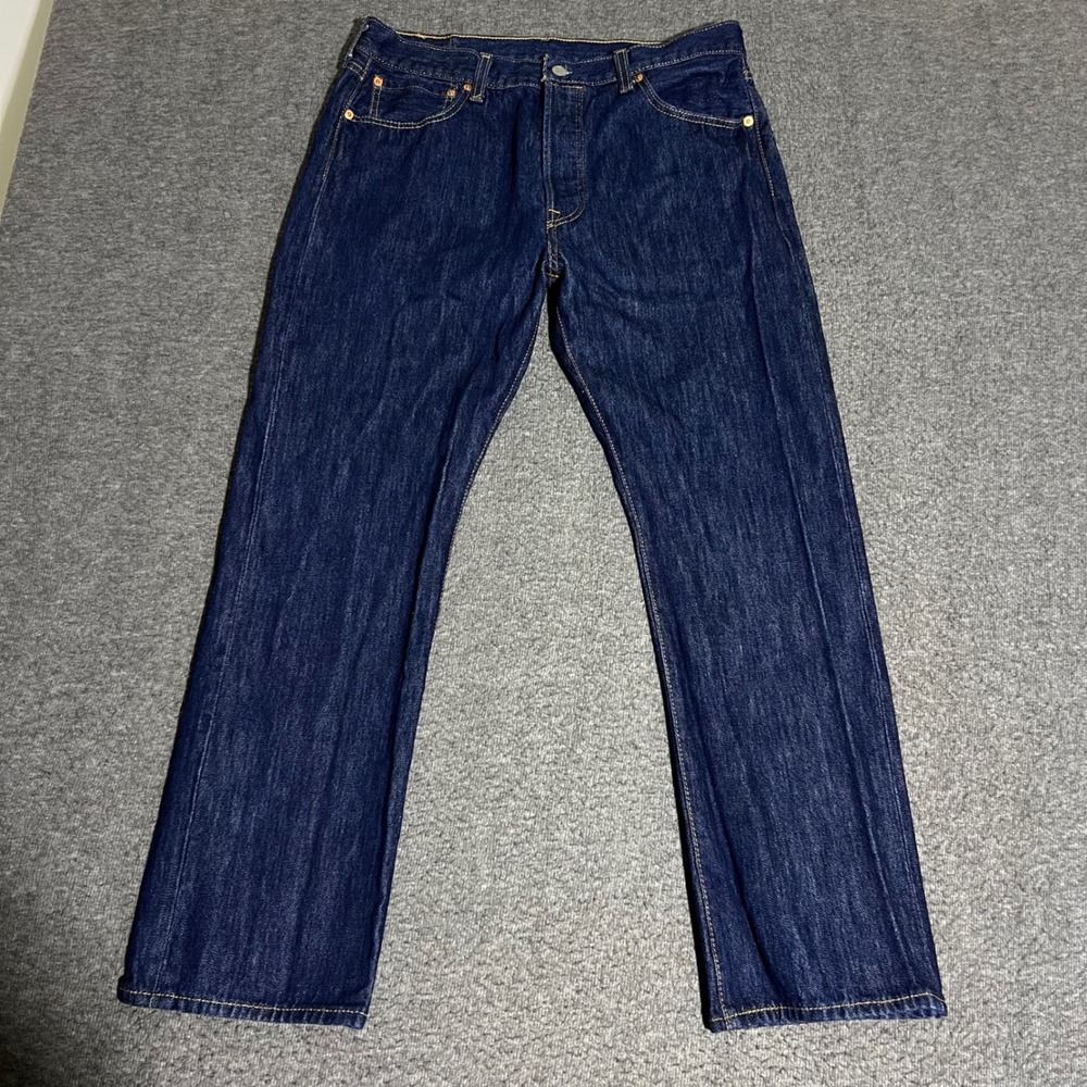 Levis 501 Original Fit Jeans Mens 34x30 Dark Wash Denim Button Fly 00501-0115